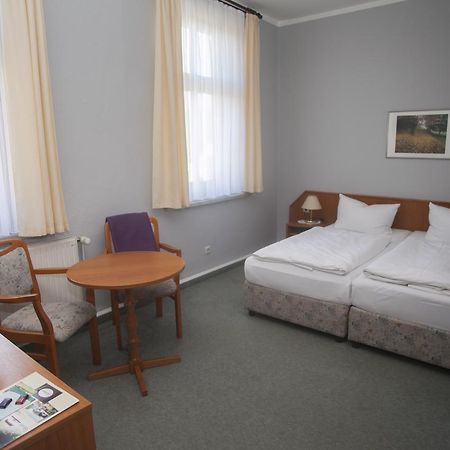 Hotel Am Kellerberg Trockenborn-Wolfersdorf Extérieur photo